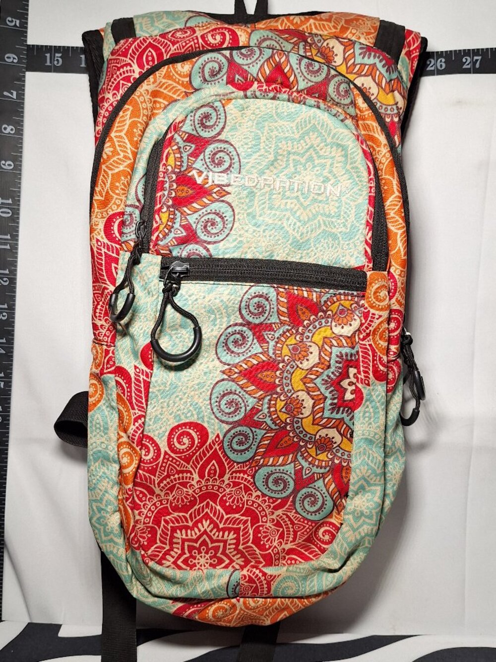 Vibedration Hydration Backpack w/o bladder green/turquoise/orange pattern - Used